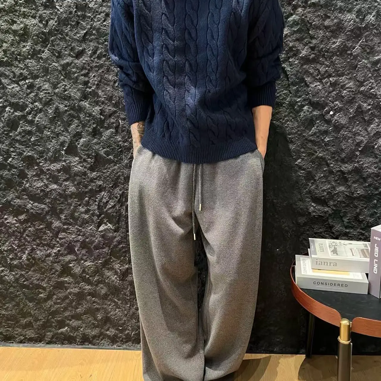 イタリア BC メンズ 25 秋冬新作 ファッション カジュアル ラペルニットセーター メンズ オールドマネースタイル ビジネスセーター