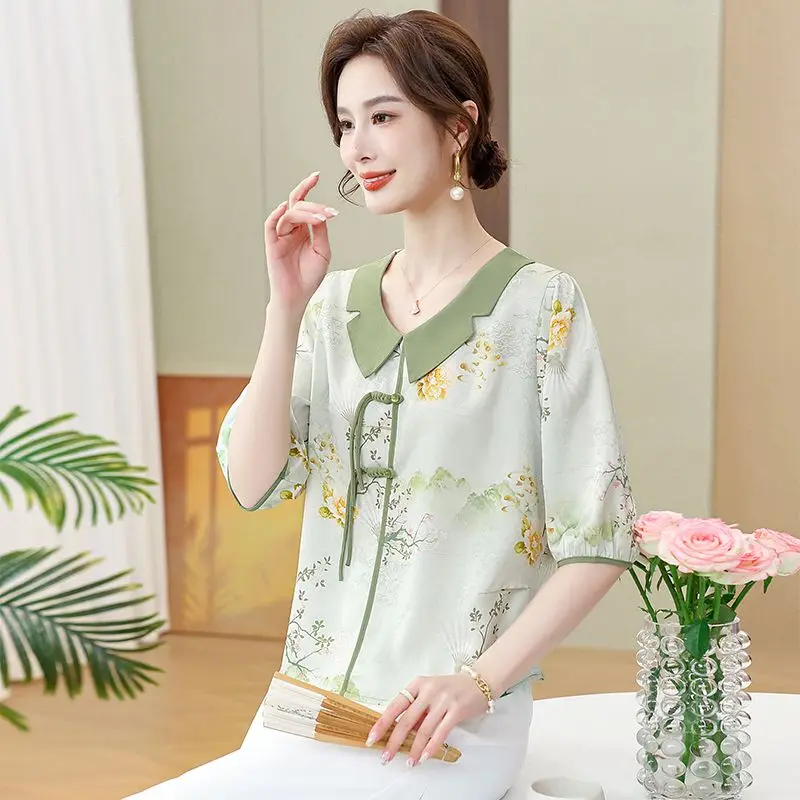 Middle-aged Mother's New Chiffon Shirt Top Is Fashionable and Seven-point