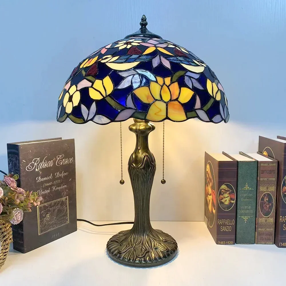 Tiffany Table Lamps Flower and Birds Stained Glass Lampshade Antique Art Style Desk Lamp With Lotus Metal Base