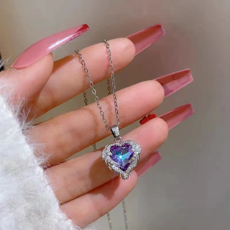 1 Piece Unisex Fashion Jewelry Stainless Steel Chain with Heart-Shaped Copper Pendant and Glass Crystal Necklace