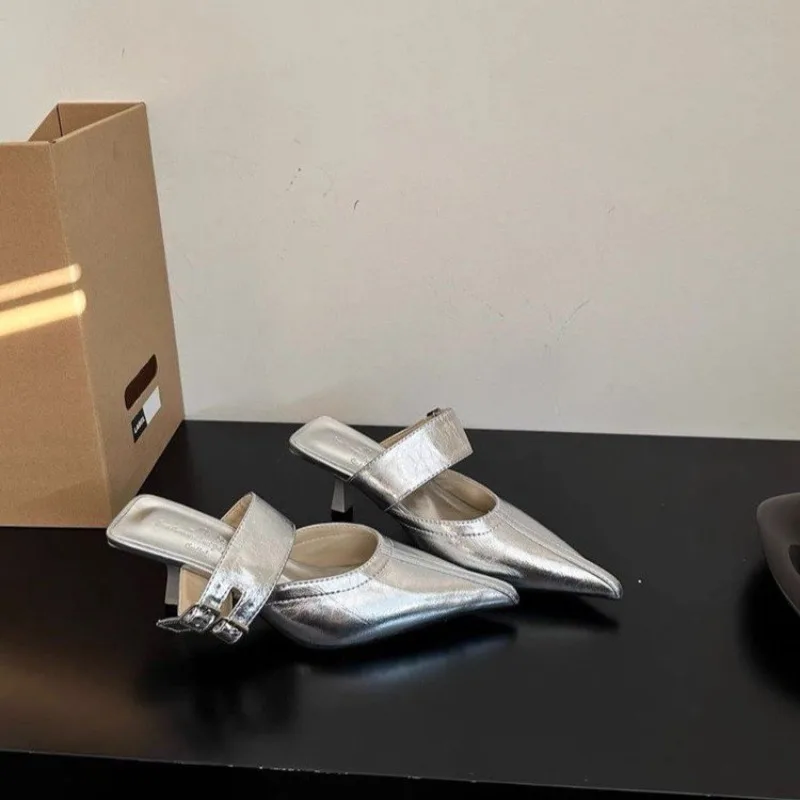 

Женские туфли-мюли на высоком каблуке 2026 года, летние новые остроносые французские туфли с пряжкой, сексуальные шлепанцы для женщин