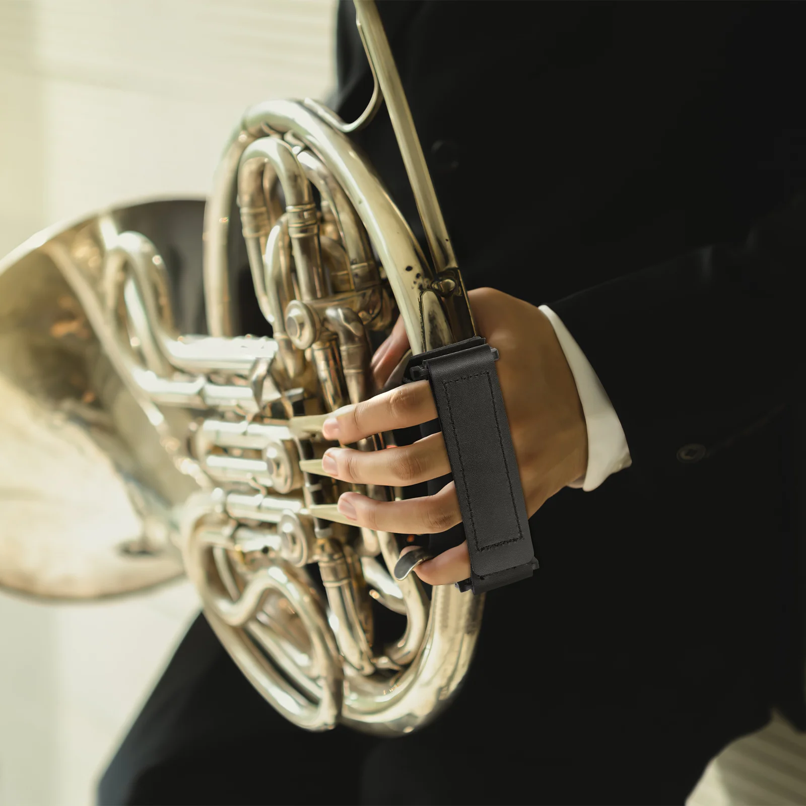 

French Horn Hand Strap Wear Resistant PU Material Secure Hold Easy to Use Musical Accessory French Horn Hand Strap