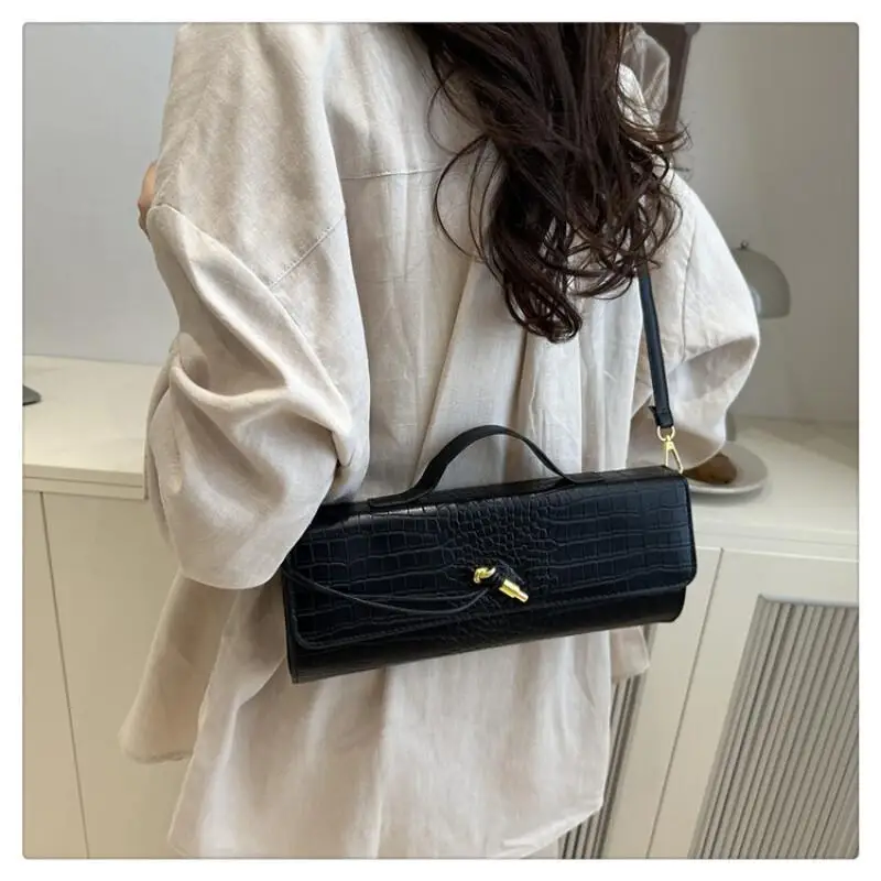 Women's Bag Crocodile Pattern Dinner Bag French Stick Bag Handbag 2025 Summer New Single Shoulder Crossbody Bag