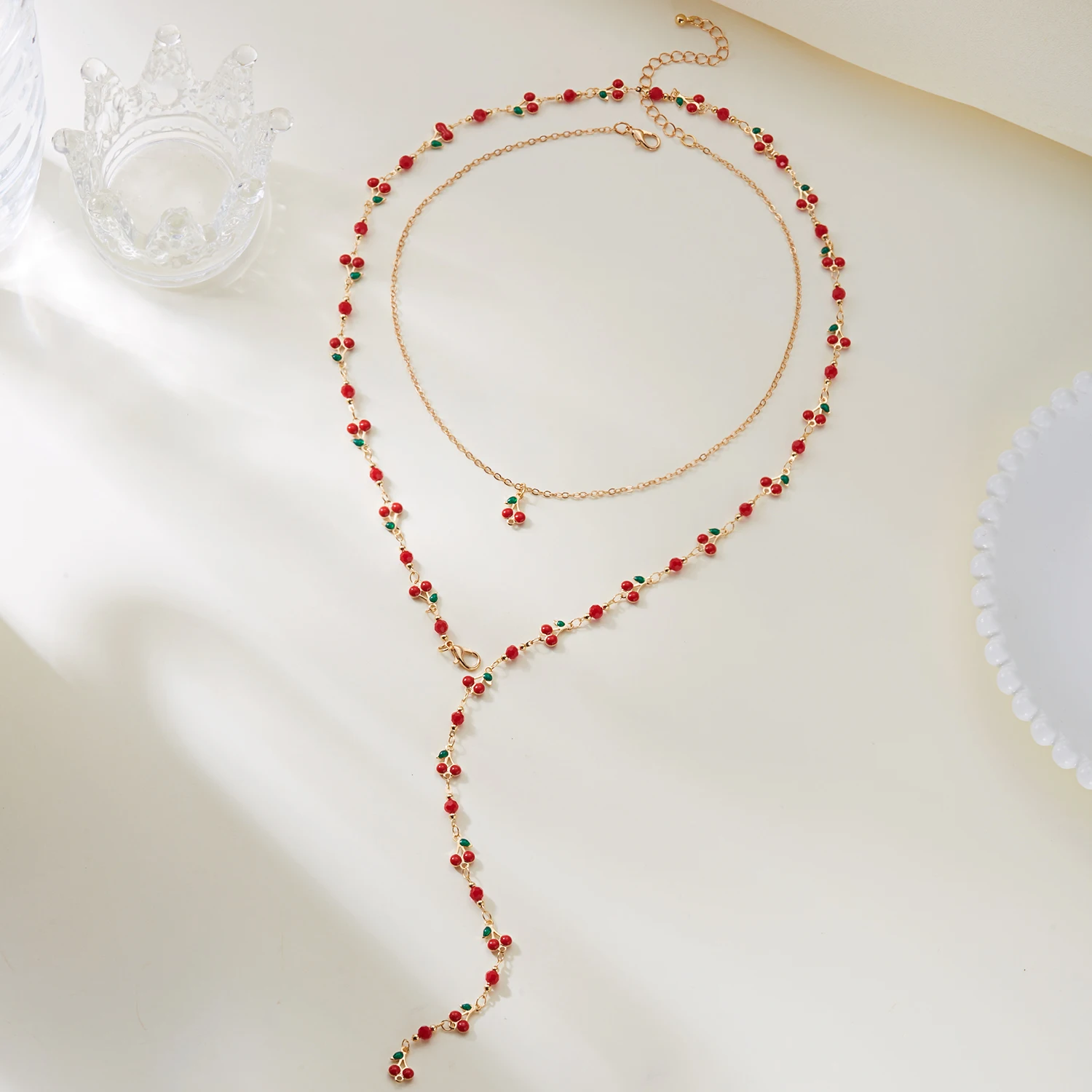 Zierliche Rote Kirsch-Langquasten-Halskette für Damen, Boho-Stil, Imitationsperlen, Mehrlagige Halskette mit Anhängern, Party-Schmuck, Geschenke – Detail 5