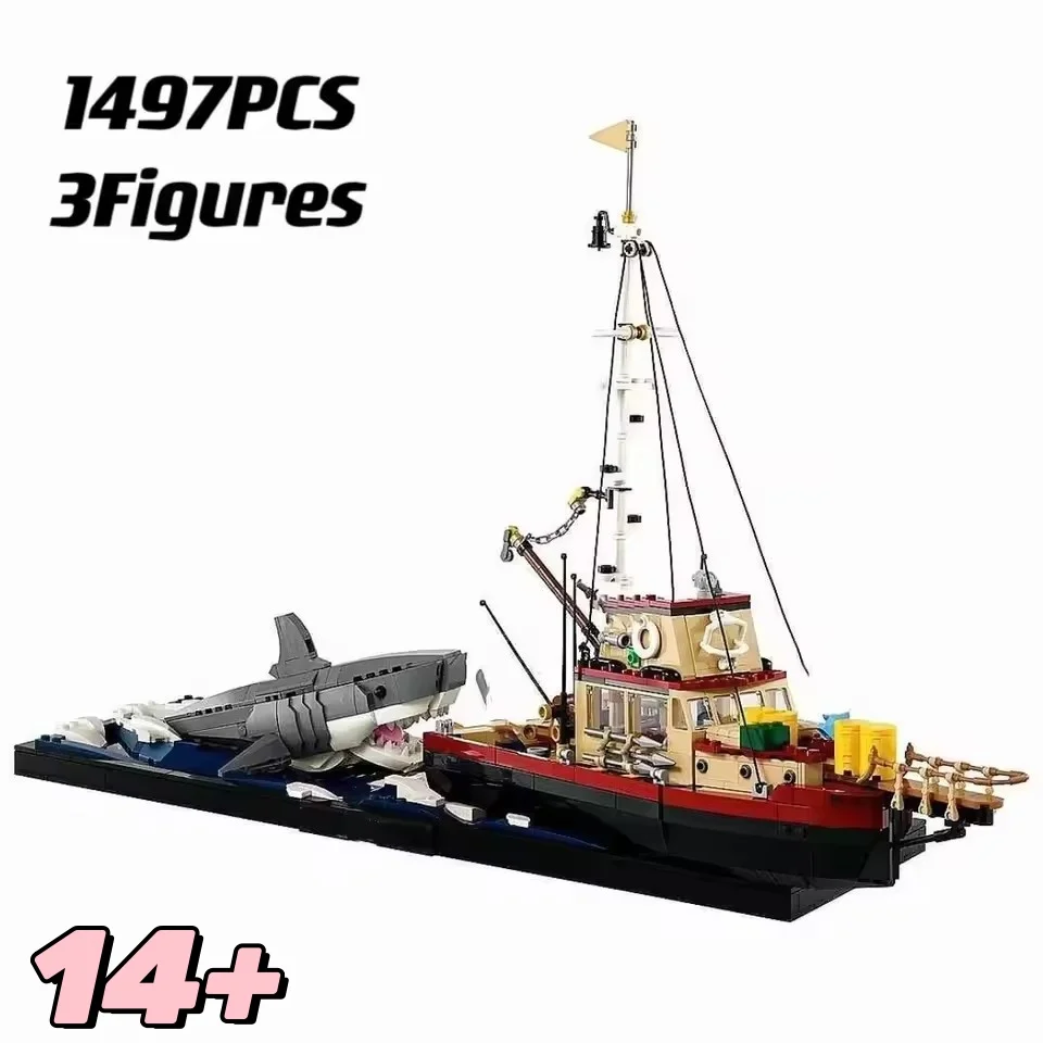 

2025 NEW 1497PCS MOC Greative White Shark Diorama Ship Shark Desktop decoration Model Modified Toy Adult Children Birthday Gift