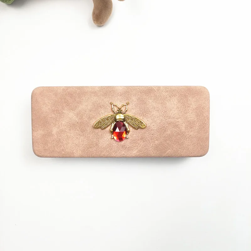 علبة نظارات محمولة بنمط النحل مرصعة بالألماس، صندوق تخزين النظارات الشمسية النسائية، إكسسوارات ملابس العين الماسية