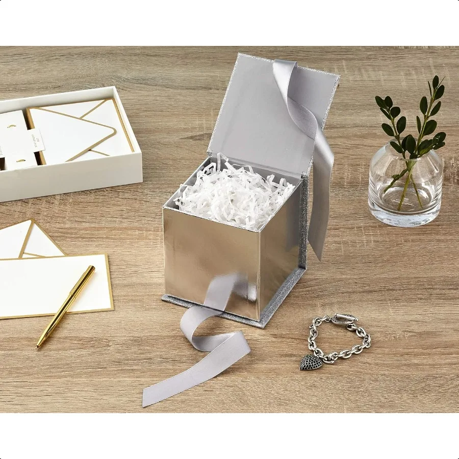 Confezione regalo piccola con fiocco e riempimento di carta triturata Seg Signature Confezione regalo da 4 pollici con glitter per matrimoni, lauree, scarpe da sposa