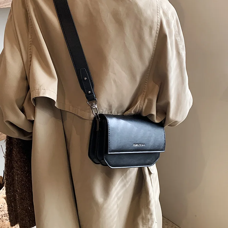 Women's Shoulder Bag PU Leather High-end Small Square Bag Niche Light Luxury Crossbody Street Fashion Commuter Shopping Trend