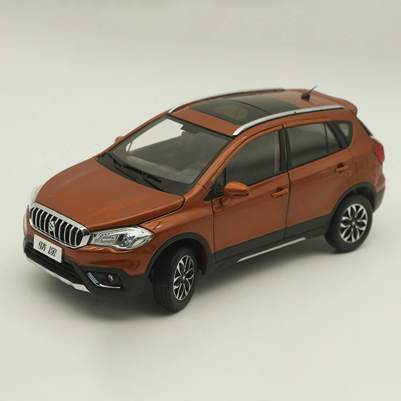 1:18 Scale Diecast Alloy Changan Suzuki S-CROSS Toys Cars Model Classic Nostalgia Adult Collectible Souvenir Gift Static Display