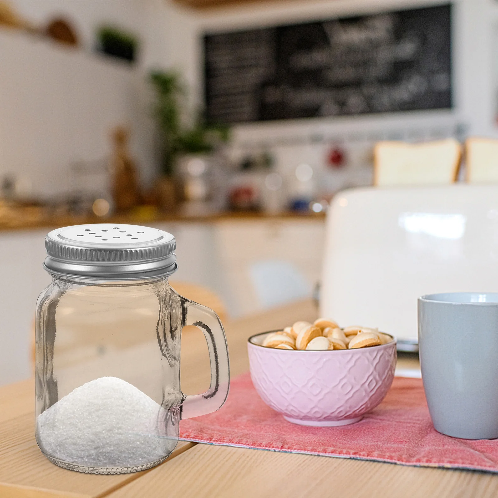 2Pcs Clear Glass Seasoning Bottles Multi-Function Spice Jars Salt Shakers Condiment Holders for Kitchen and Outdoor Use