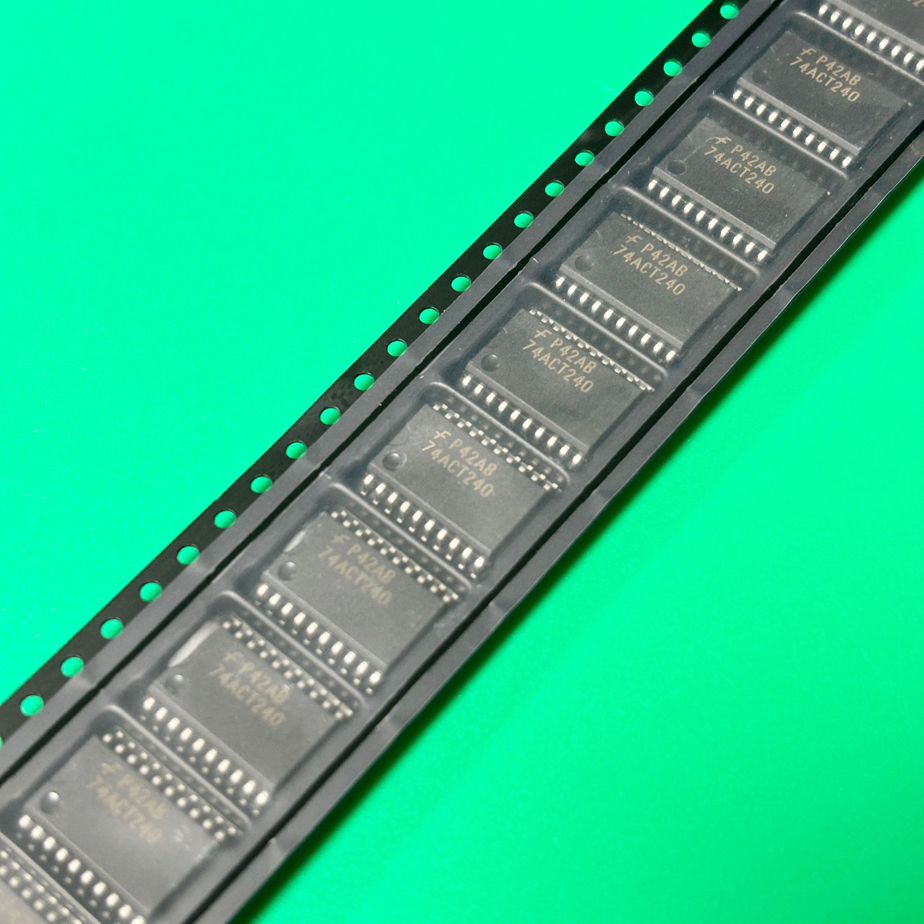 10pcs/lot 74ACT240SCX SOP20 74ACT240 SCX IC INVERTER DUAL 4-INPUT 20SOIC 74ACT240SC X 74ACT240S CX 74ACT 240SCX 74 ACT240SCX