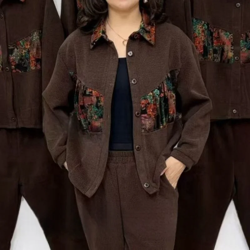 

New Printed Spliced Long Sleeves for Women's Fashionable Lapels Loose and Slimming Mother