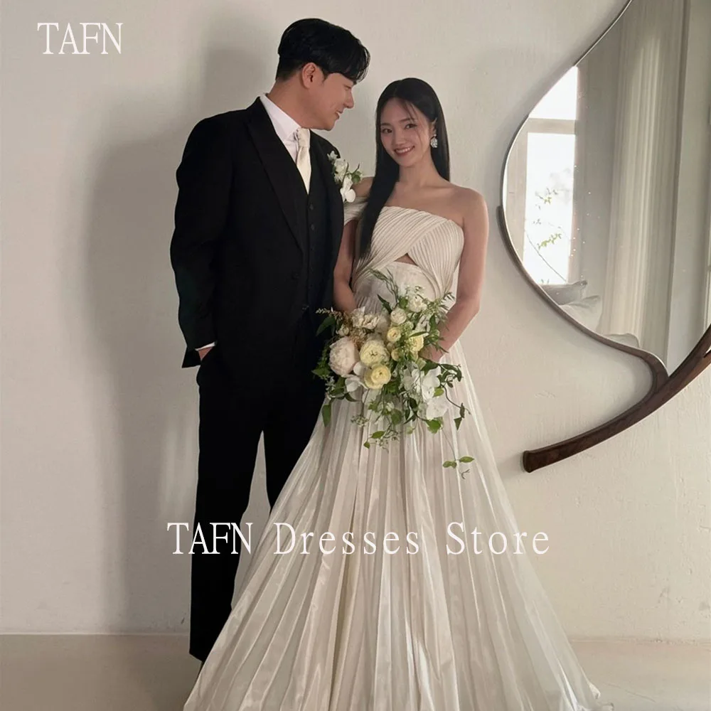 

TAFN Korea Wedding Party Dresses Photo Shoot A-line Pleat Vintage Reception Dresses Off the Shoulder Floor-Length Bridal Gown