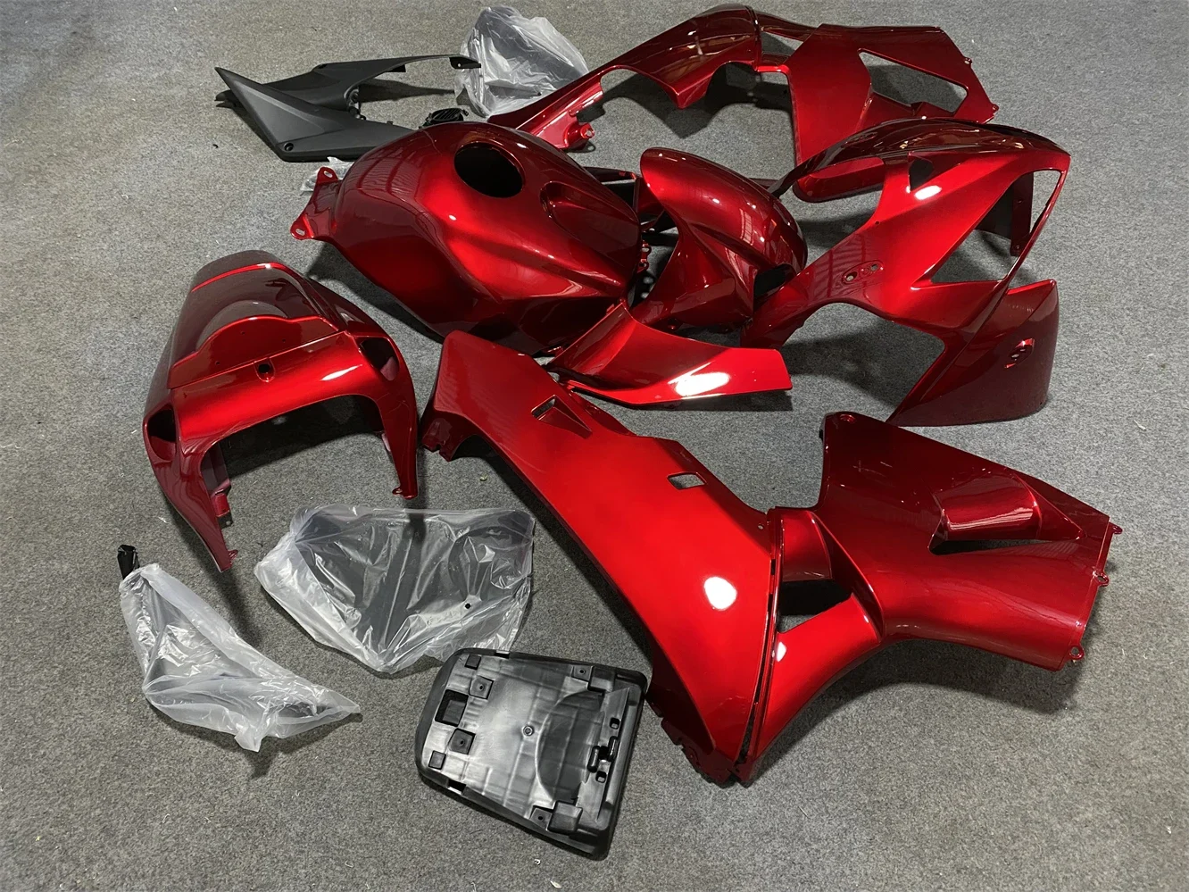 a/Motorcycle Fairing Kit For CBR 600 RR 2005 2006 Bodywork CBR600RR 05 06 Injection 600RR Gloss F5 Premium Plastics Candy red view 4