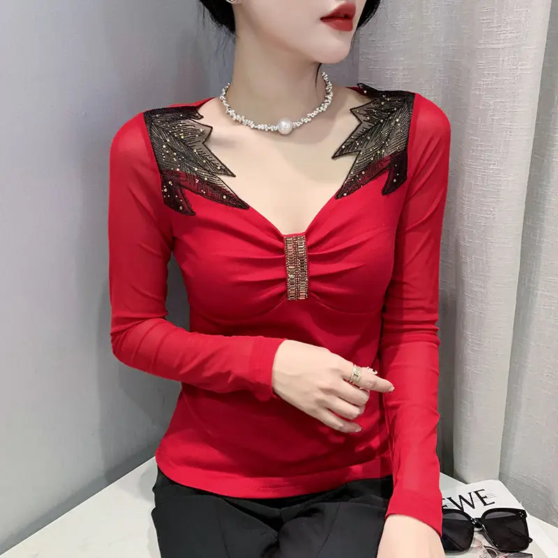 Fashion V-Neck Gauze Spliced Folds Diamonds T-Shirts Women\'s Clothing 2024 Spring New Slim All-match Tops Office Lady Tee Shirt