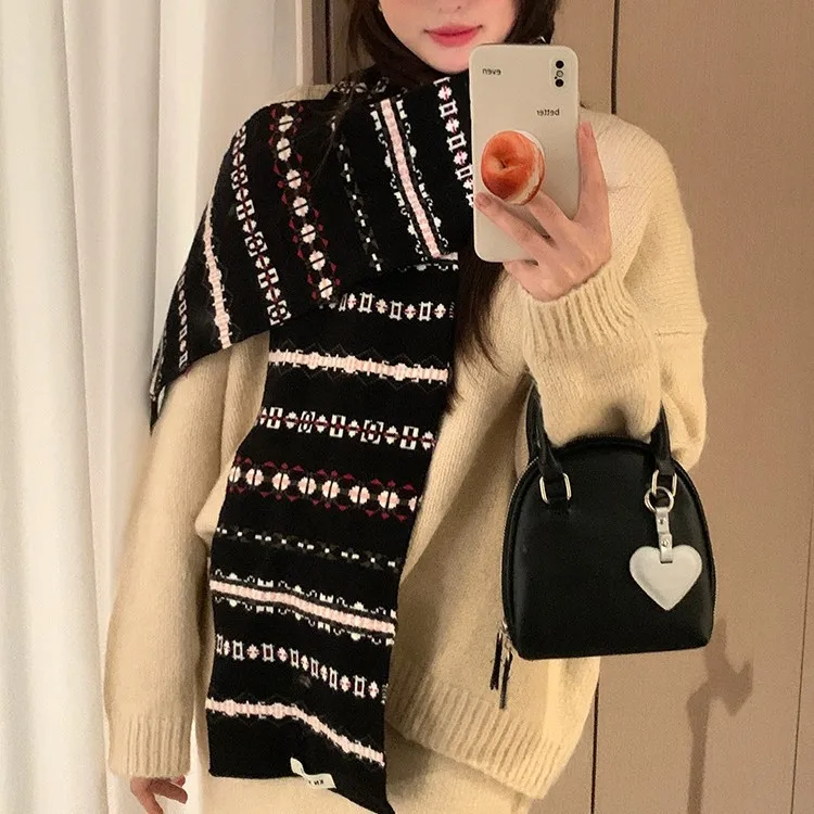 Women's Scarf Fair Isle Striped Knit Scarf Autumn-Winter Ambiance Retro Versatile Warm Small-Batch American Style Neck Warmer