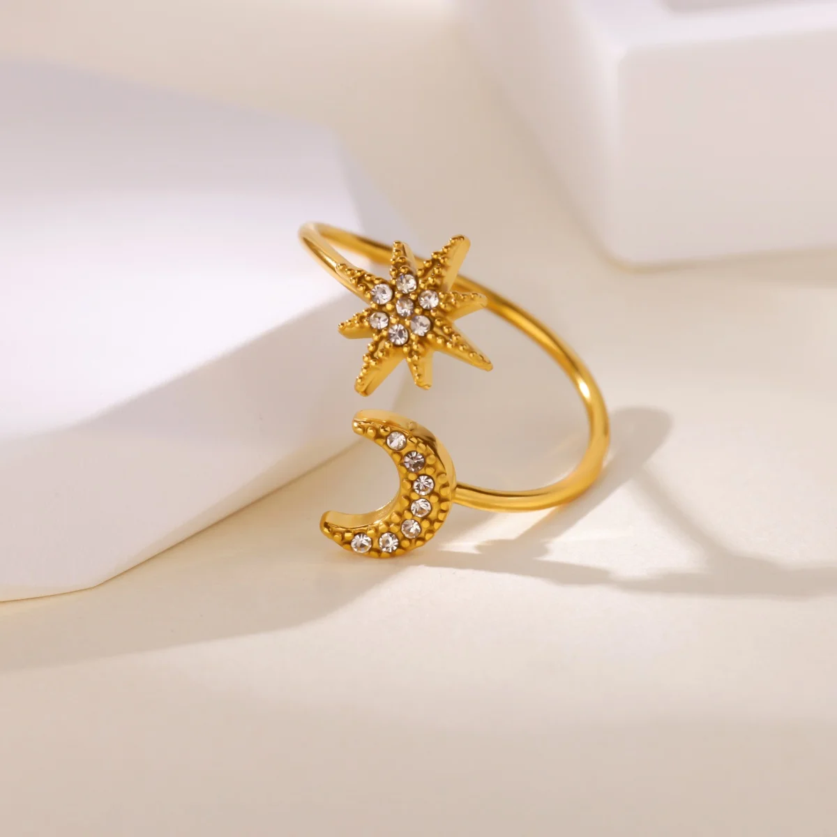 Vintage Ancient Greek Arethusa Goddess Coin Rings For Women Imitation Pearl Zircon Moon Stainless Steel Ring Fashion Jewelry