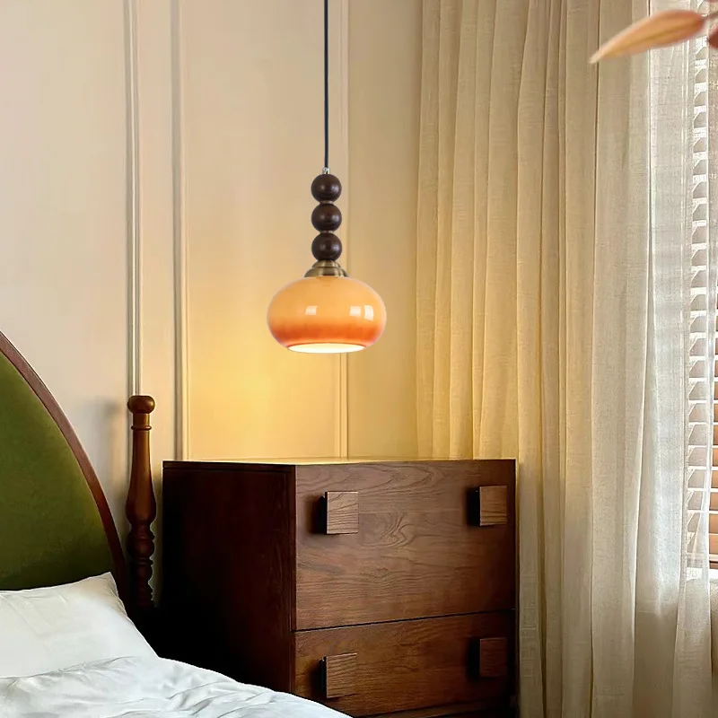 

Retro Persimmon Shape Restaurant Chandeliers Modern Solid Wood Bedroom Bedside Lamp Simple Bar Atmosphere Lamp