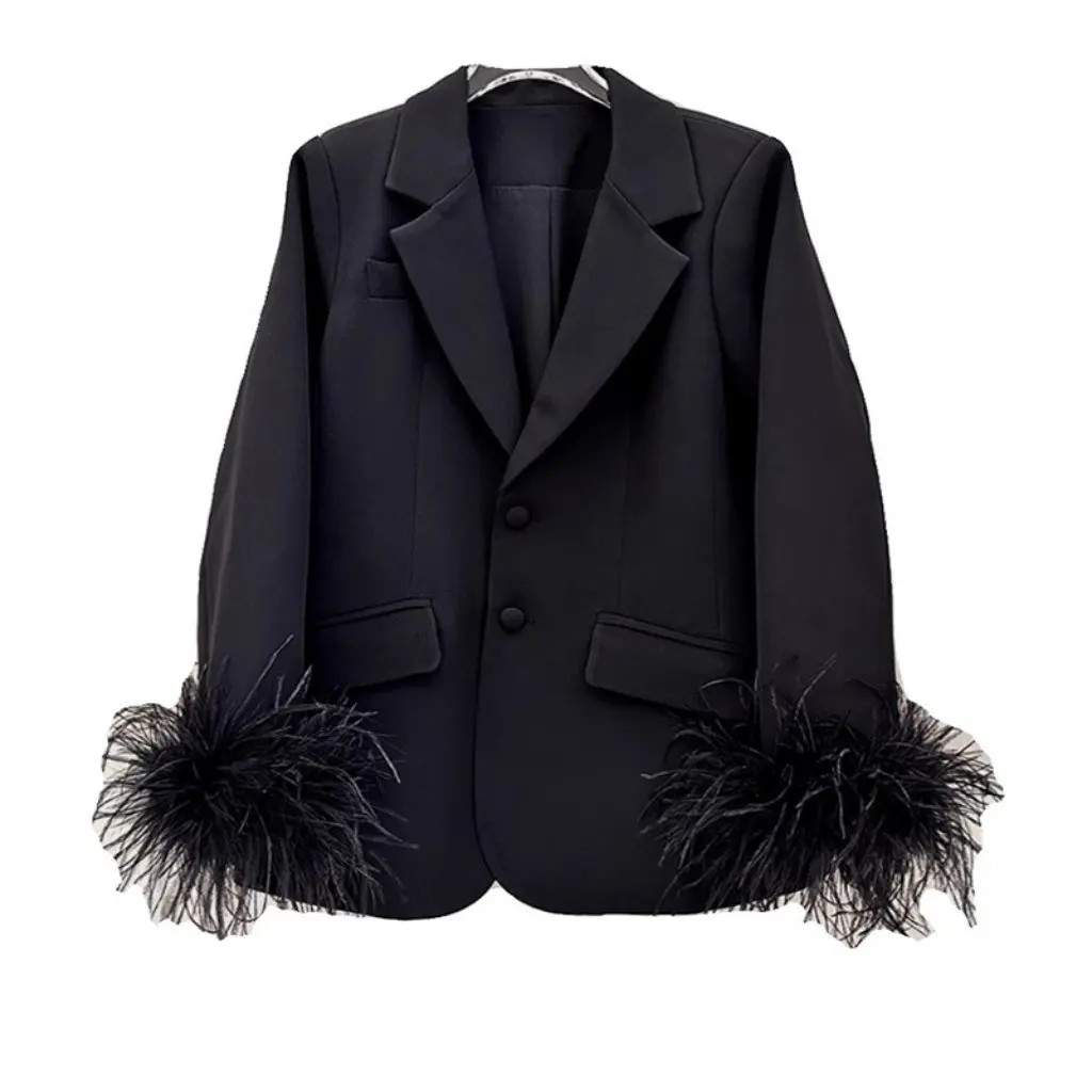 

Женский черный пиджак с длинными рукавами в стиле знаменитостей, дизайн из страусиных волос, свободный крой, модный маленький топ для женщин