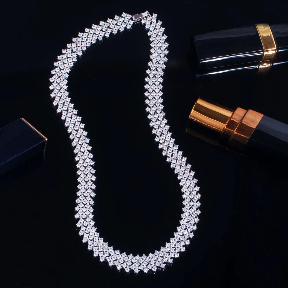 

ThreeGraces Sparkling Cubic Zirconia Setting Luxury Wedding Bridal Party Necklace for Women New Fashion Banquet Jewelry PN170