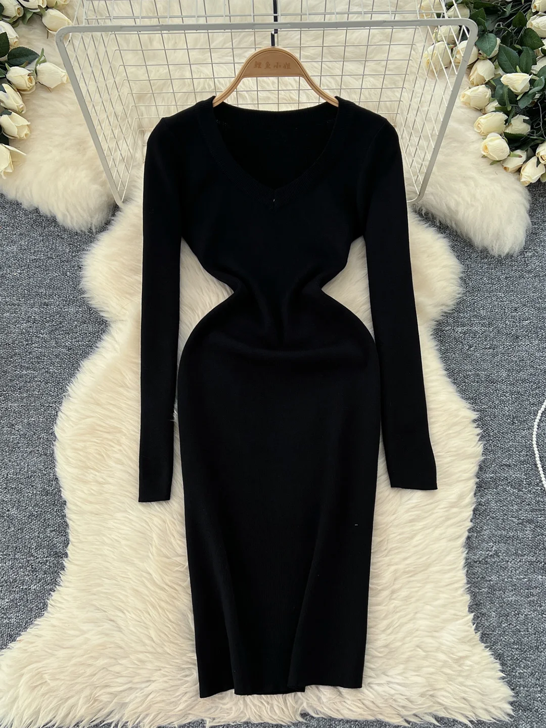 Croysier Abito maglione Donna Manica lunga Scollo a V Abito in maglia solida Spacco laterale Abiti aderenti da festa sexy Abiti invernali donna 2024