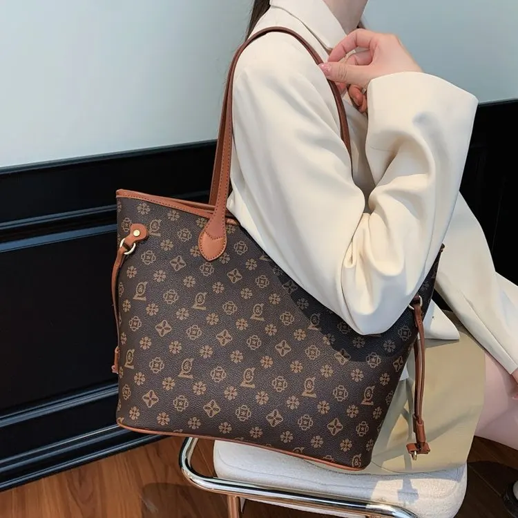 

2026 High-end Fashion Women's Shopping Tote Bag, Niche Printed Large-capacity Casual Shoulder Handbag