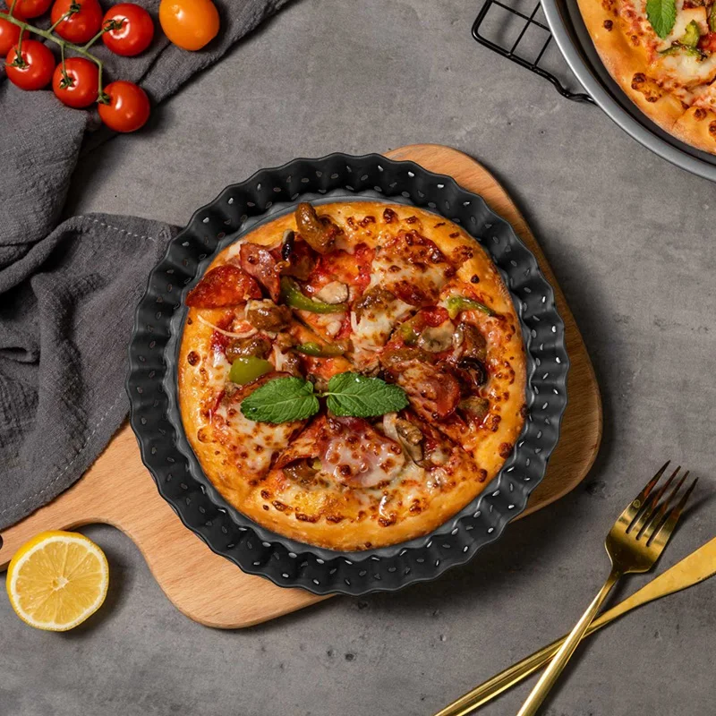 4 Pack Quiche Tart Pan,5 Inch Round Perforated Pizza Baking Tray Non-Stick Tart Tin With Holes For Cakes,Pies,Quiches