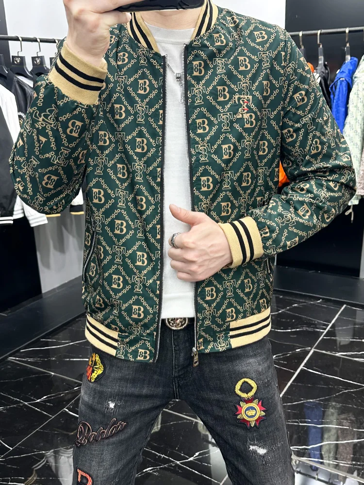 

Модная мужская куртка с бейсбольным воротником и принтом, приталенная, весенне-осенняя, из дышащего полиэстера, современная стильная верхняя одежда