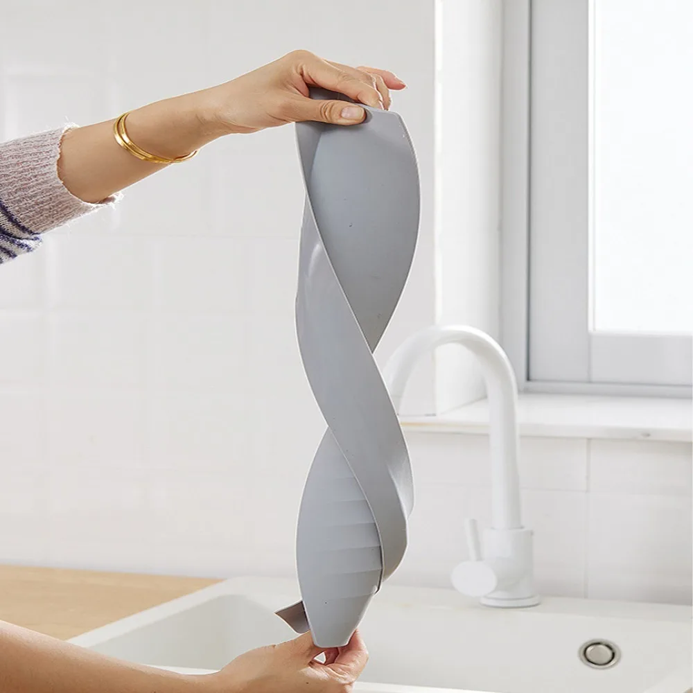 with Suction Cup Sink Splash Guard Household Silicone Splash-Proof Sink Baffle Heightening Prevent Water Countertop