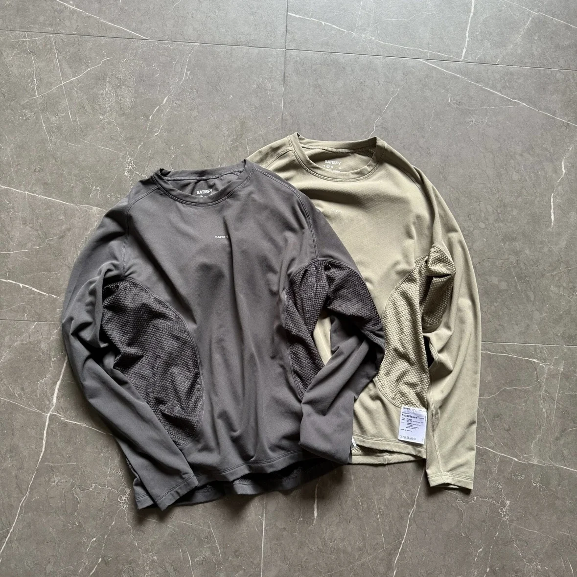 Satisfy Running Training Basics Crew Neck Functional Honeycomb Quick Drying Lightweight Fitness Long Sleeve T-Shirt
