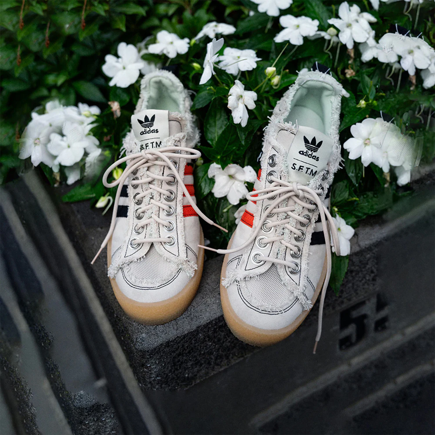 

Adidas Authentic Three Leaves Men's Women's Retro Casual Wear-Resistant Sports Sneakers ID4818