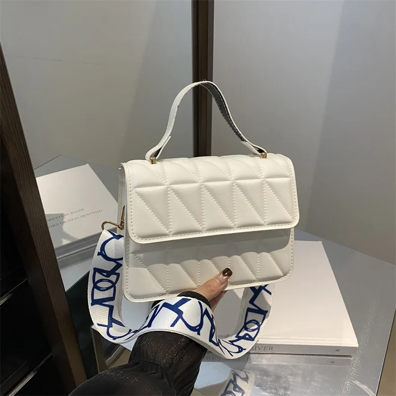 Fashion urban simple casual indentation rhombus commuter handbag wide shoulder strap single shoulder messenger bag