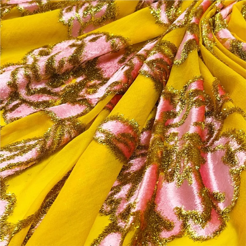 

Высококачественное платье на заказ и Cheongsam из тканой бархатной парчовой жаккардовой вискозы.