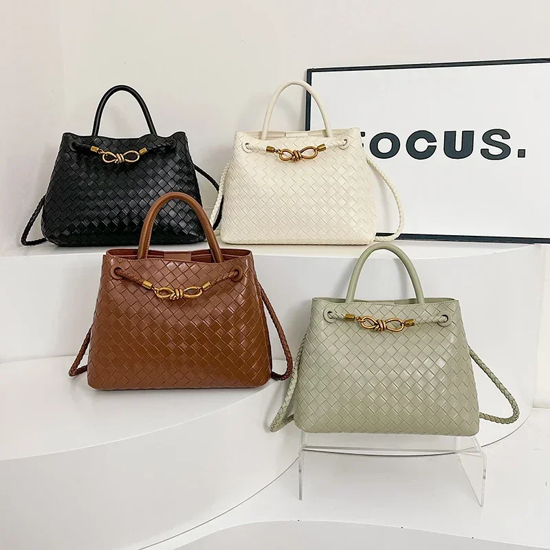 

Famous Fashion Zipper Crossbody Bag Classics Women's Design Handbag Vintage Style Solid Color Detachable Chain Strap