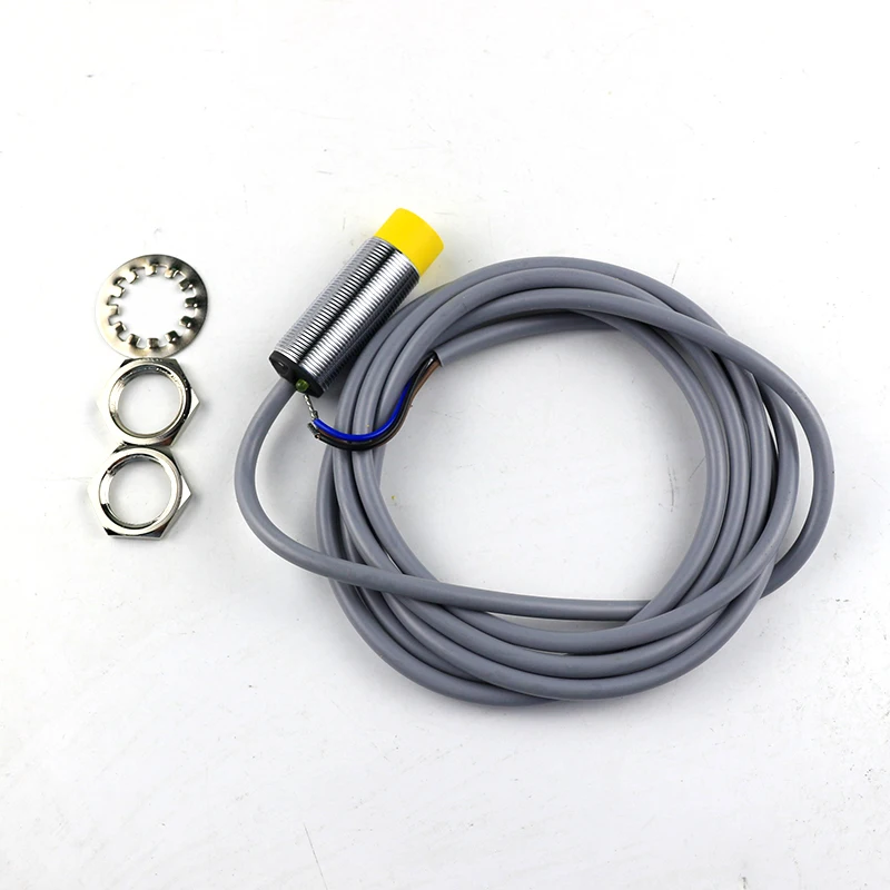 NI10-G18-AN6X   inductive proximity sensor Cylindrical proximity switch DC three-wire NPN normally open waterproof sensor