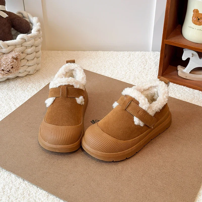 

Уличная детская хлопковая обувь, зимняя модная повседневная обувь в стиле ретро с мягкой подошвой для девочек, детская теплая универсальная школьная мягкая плюшевая обувь