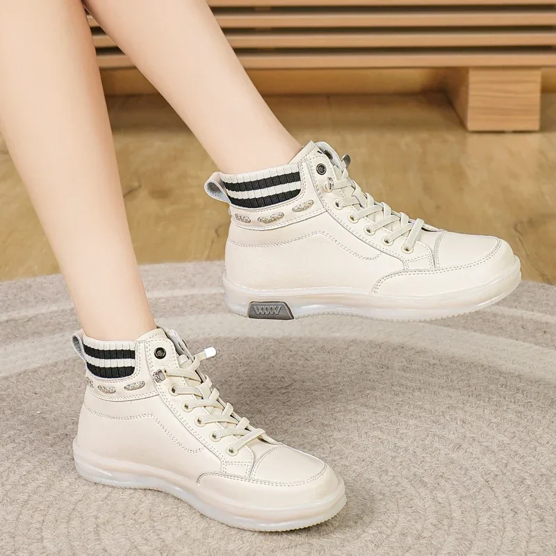 

Осень 2023, новые высокие кеды на плоской подошве, нескользящие повседневные универсальные спортивные туфли на мягкой подошве, белые туфли для женщин