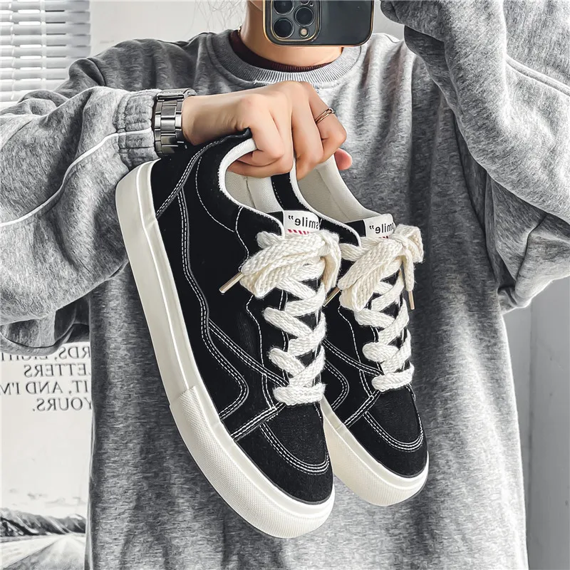 Men's Canvas Shoes Low-top Round Toe Lace-up Flat Board Shoes Casual Breathable Comfort Fashion Versatile Streetwear 2024