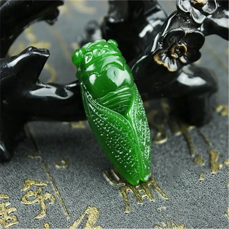 

Natural Green Hand Carved Cicada Jade Pendant Fashion Boutique Jewelry Men and Women Knowing Necklace