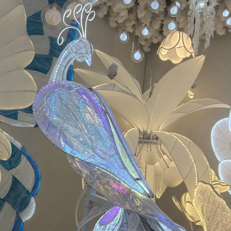 

New wrought iron wedding props, luminous and colorful floor phoenix ornaments