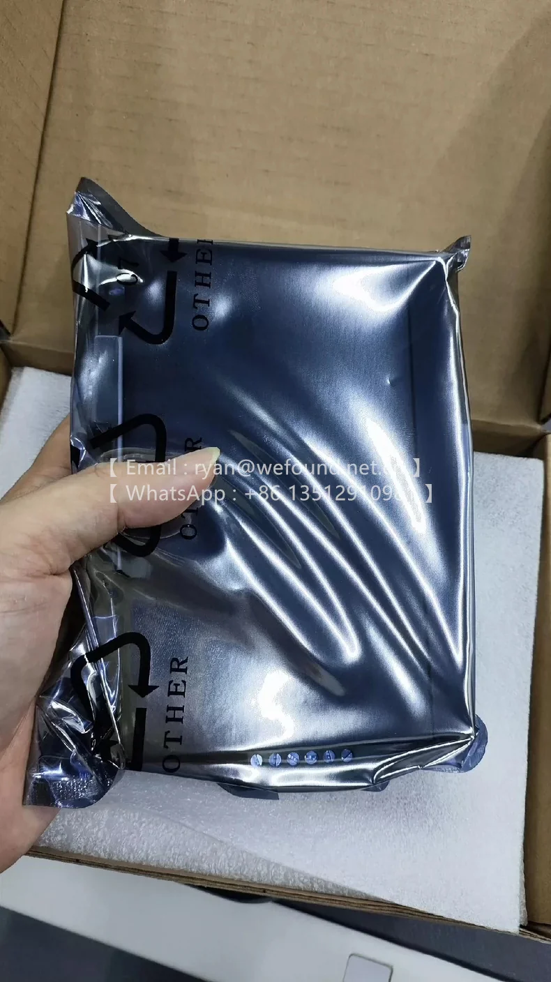 EKI-2728-D 8 ポート フルギガビット非ネットワーク管理産業用イーサネット スイッチ