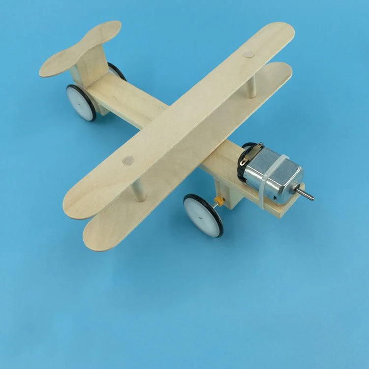 Avião de taxiamento elétrico criativo, pequena produção, ciência e tecnologia DIY, pequena invenção, kit de material artesanal infantil