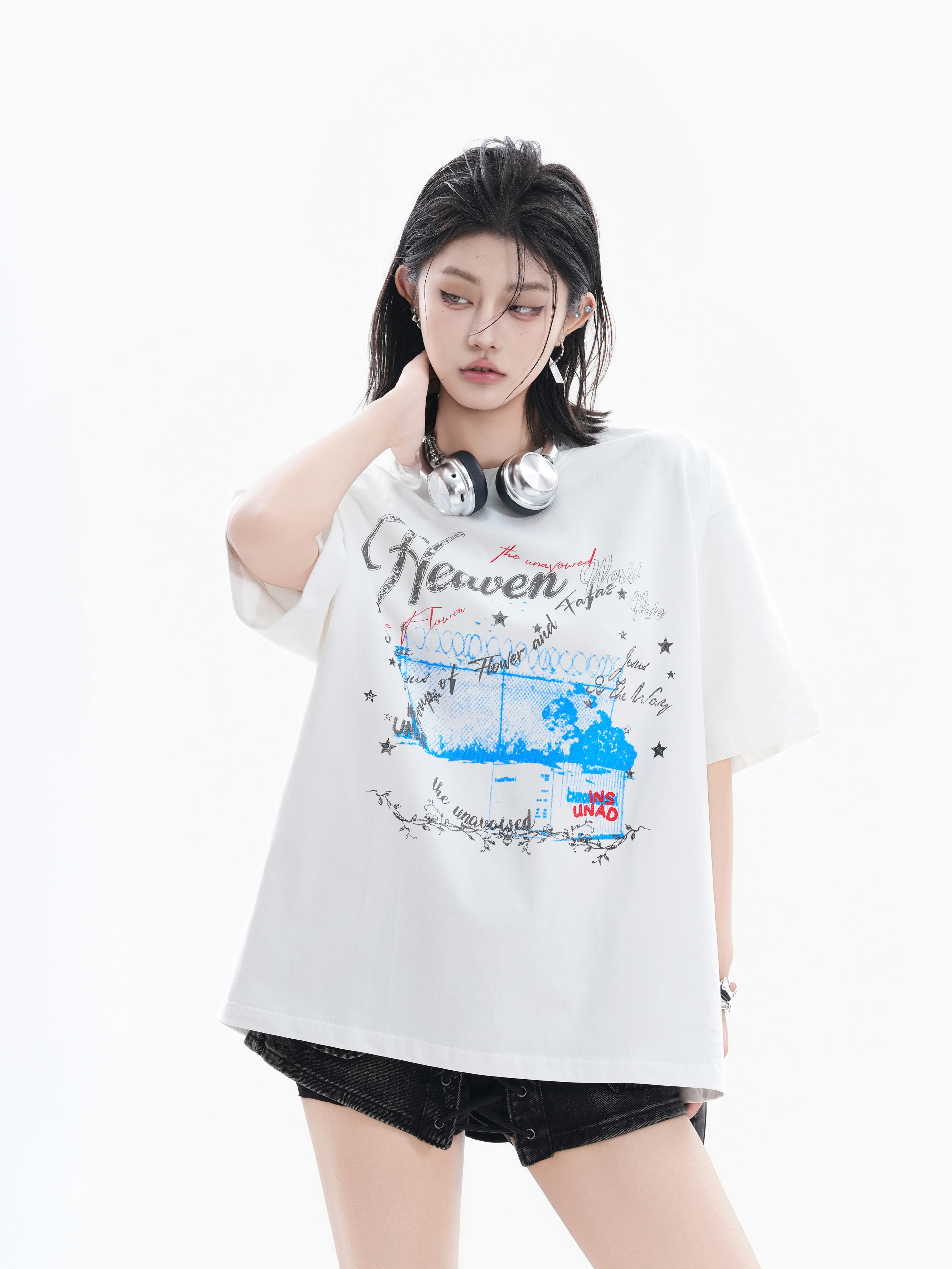 

American Retro Graffiti Print Loose Short Sleeve T-Shirt Women's Sporty Couple Tops Small Ball Ball Cotton Comfortable Breath...