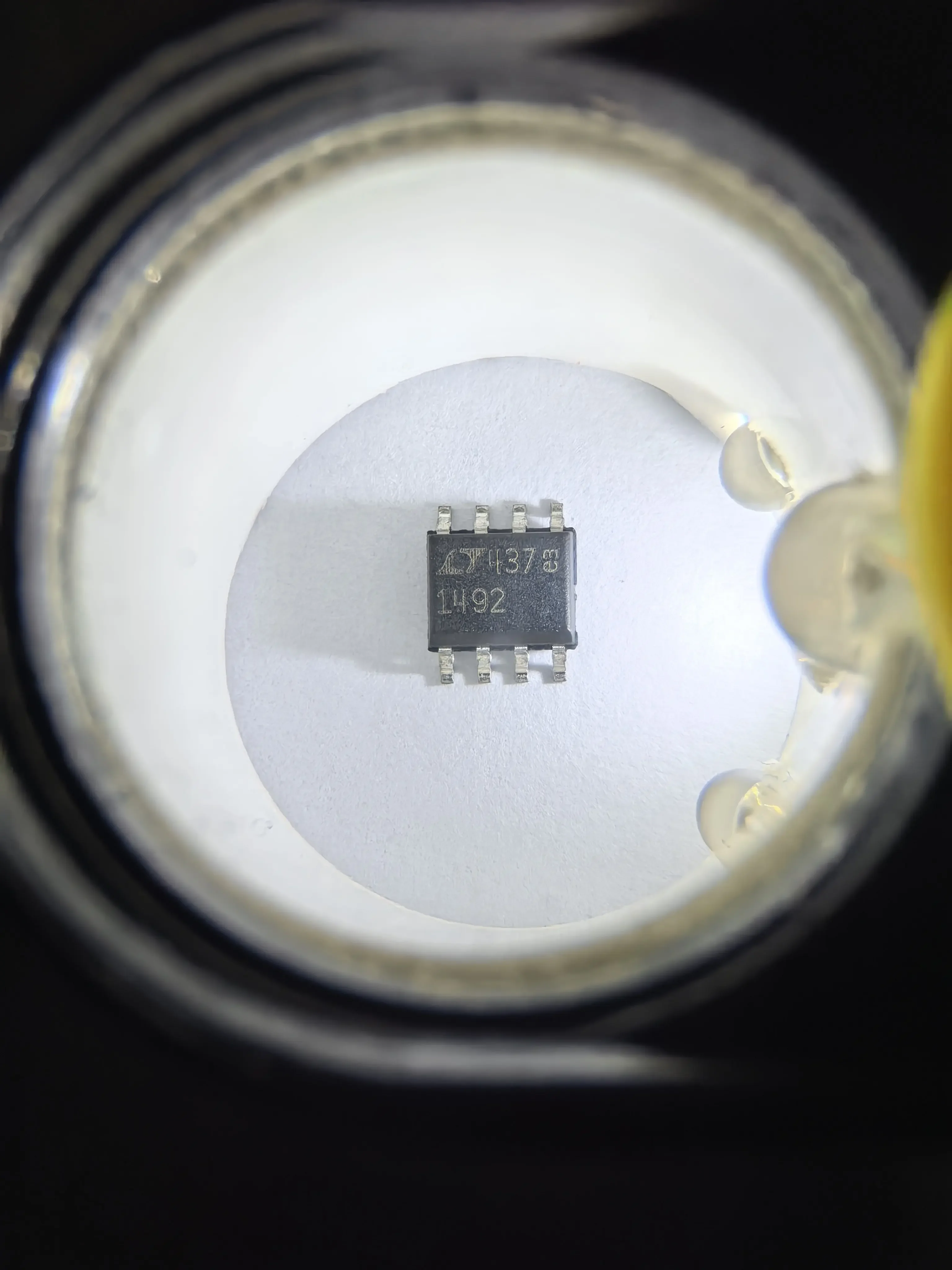LT1492CS8 LT1492 - 5MHz, 3V/us, Low Power Single Supply, Dual and Quad Precision Op Amps