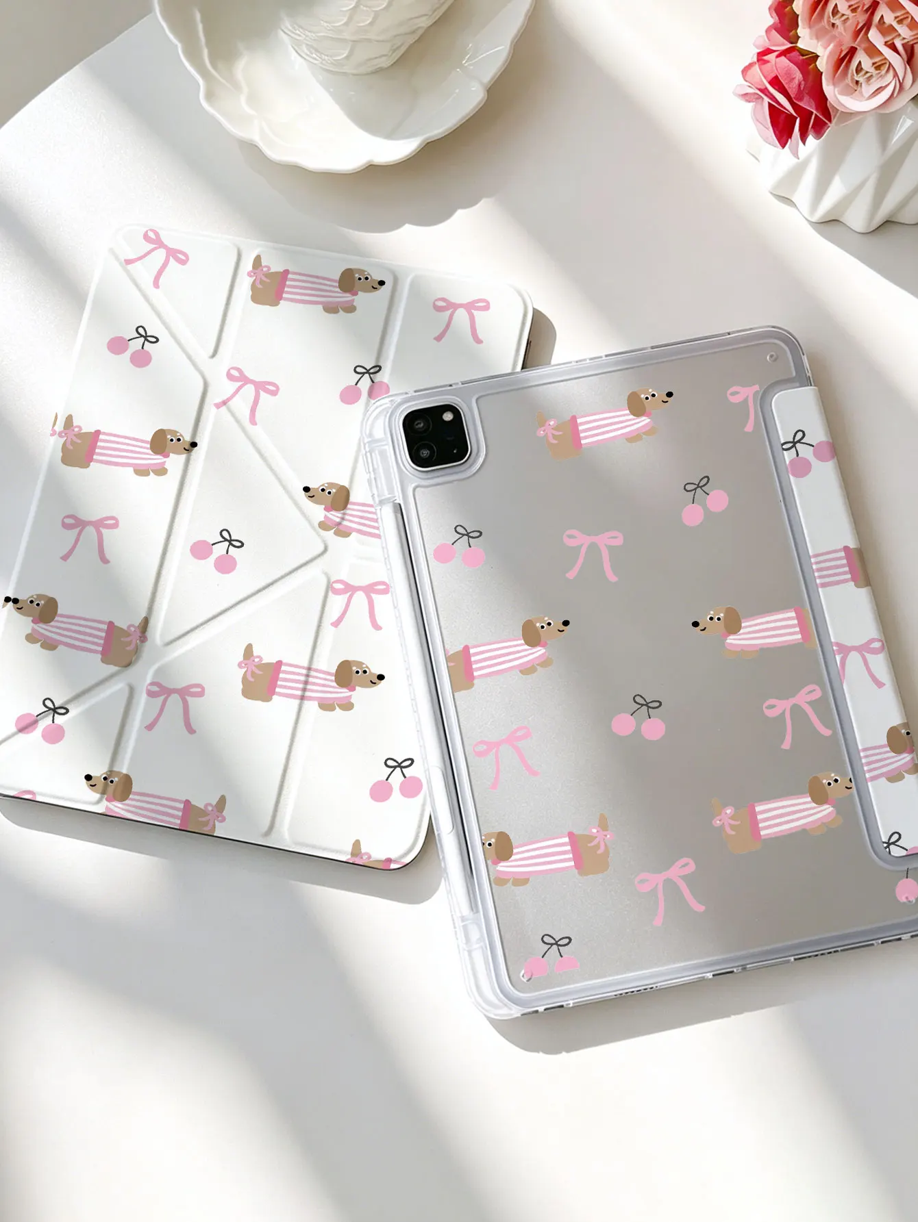 This Exquisite Dachshund Bow Cherry Protective Case Is Shockproof and Durable, Suitable for iPad Air 4/5 10.9inch , iPad 7/8/9 10.2inch , iPad (A16) 11inch (11Th Generation, 2025 Model) Built-In Pen Slot, Supports Slee