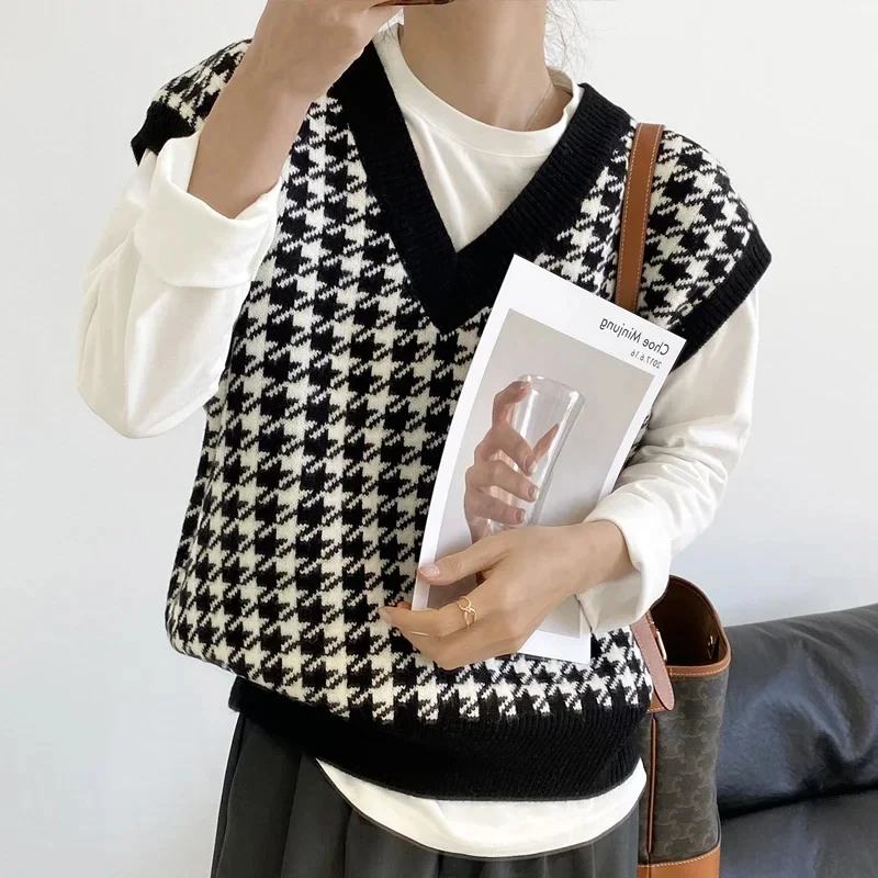 V Neck Sleeveless Knitted Sweater Vest Fashion Loose Houndstooth Casual Fashion Thick Sweater Female Waistcoat Chic Tops 17502