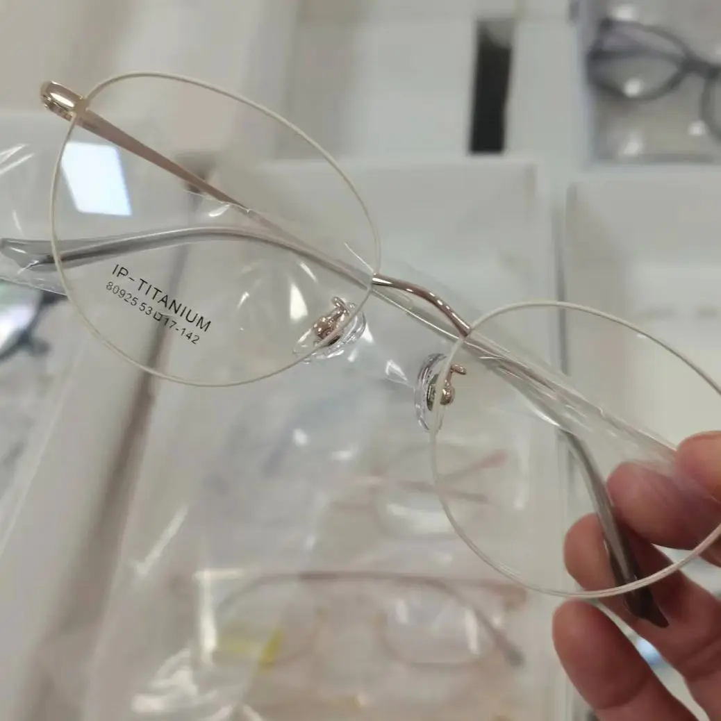 Miniature Cat Eyewear Women Optical Glasses Titanium Filter Blue Light Prescription Lens Myopia Eyeglasses Frame Reading Glasses