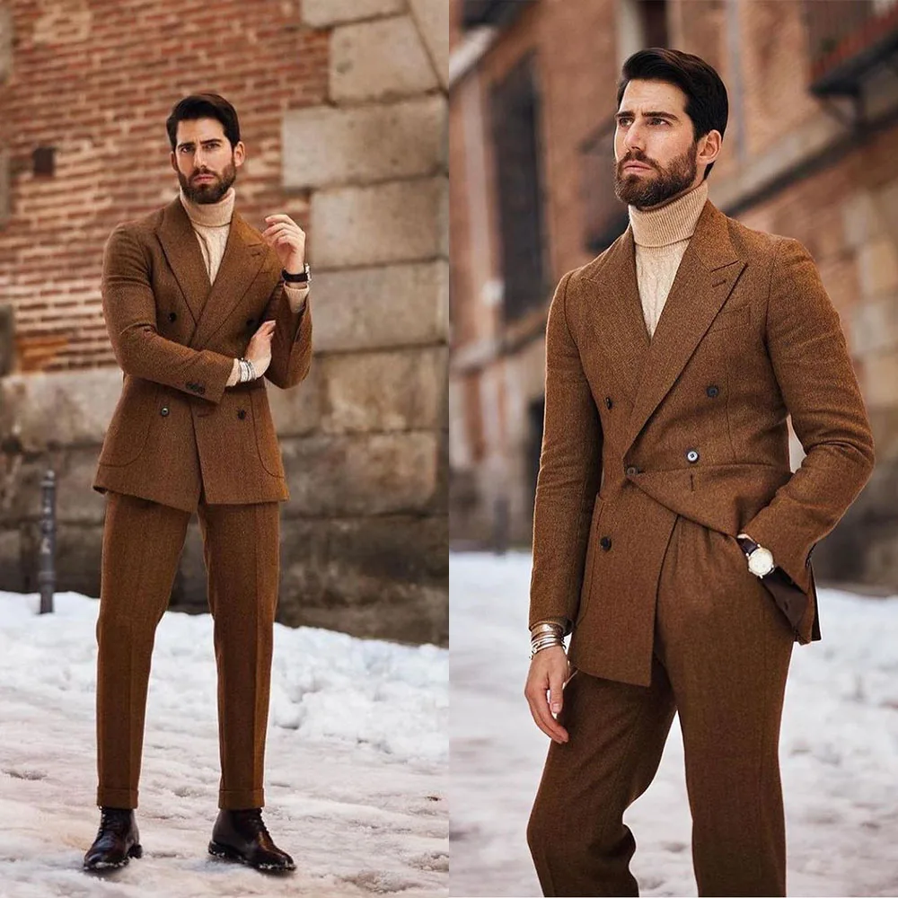 

Brown Men Suits 2 Pieces Blazer Pants Tailored Herringbone Double Breasted Fashion Formal Business Groom Causal Prom Summer