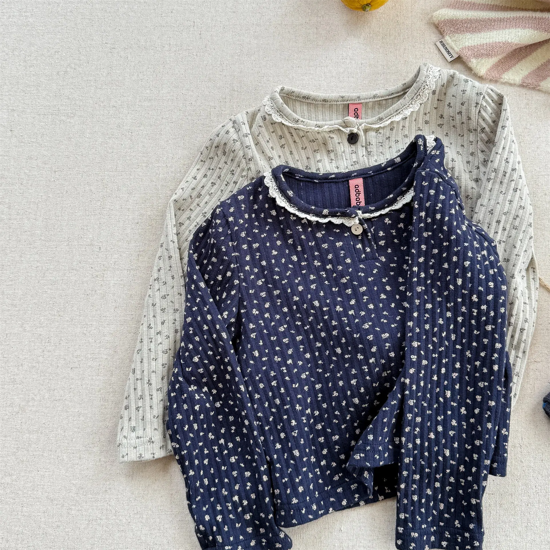 

2025 Autumn New Children Long Sleeve T Shirts Cotton Girls Sweet Floral Bottoming Shirts Baby Cute Versatile Tops Kids Clothes