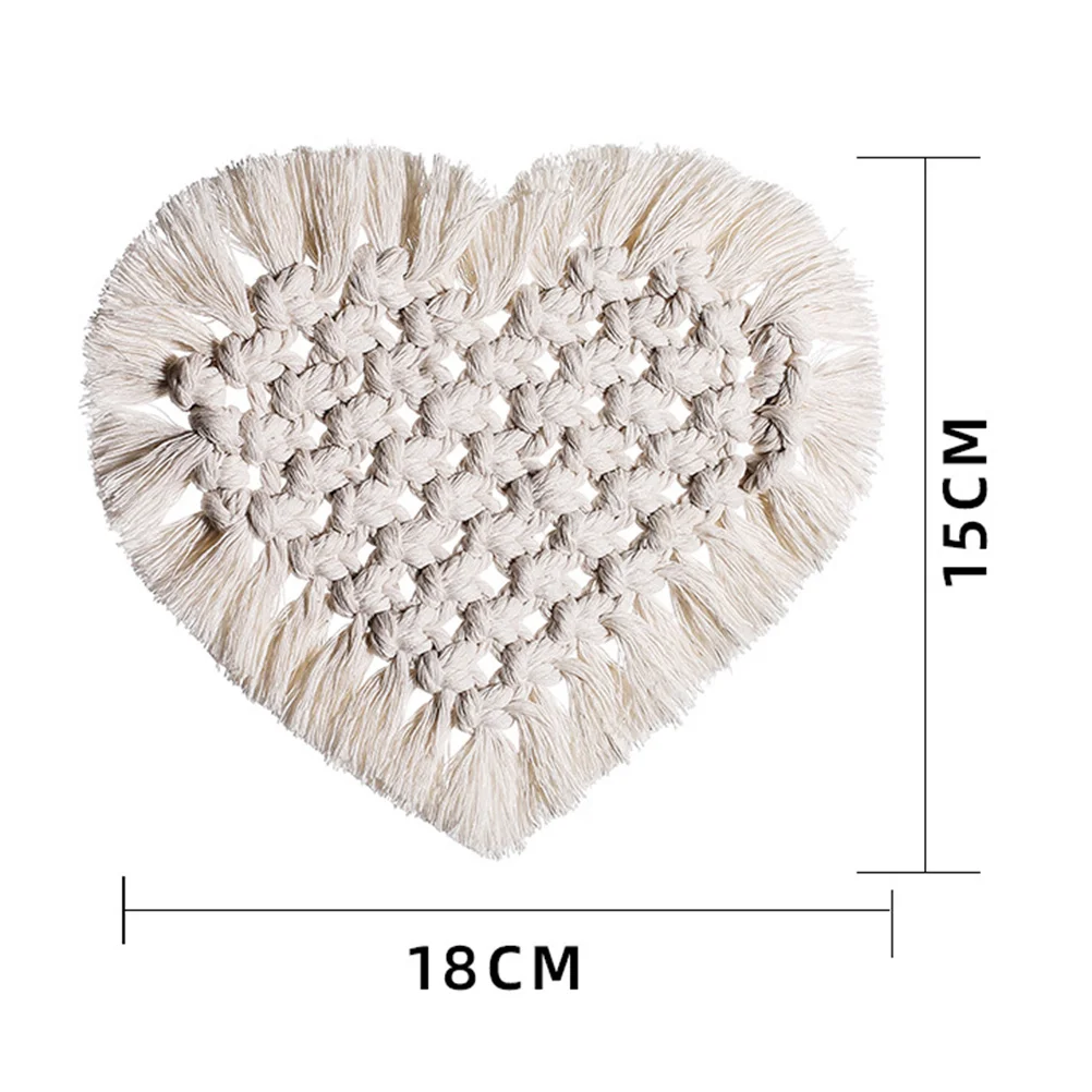 

Stylish Heart Shaped Placemat Weaved Dish Plate Bowl Pad Ideal for Table Decoration and Home Cafe Restaurant Protection Use